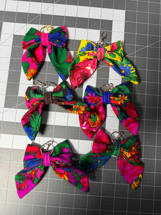 Bow charm